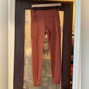 Lululemon cropped 25” leggings with pockets- Terracotta Size 8